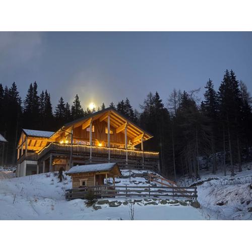 Sonnberg Chalet - Entspannung pur im Luxus Chalet mit Whirlpool-Sauna