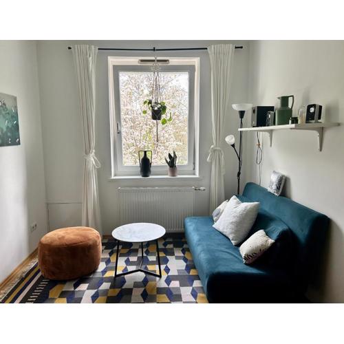 Sonnige Wohnung mit Parkblick nahe Schönbrunn