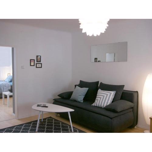 Spacious 2Rooms in the Center