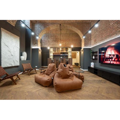 Spacious 3BR Escape with Sauna and Billiard