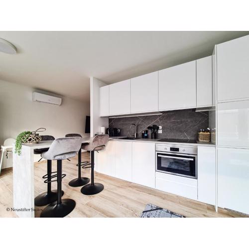 St Antoni Suite2 Stilvolle Ferienwohnung mit Parkplatz in Eisenstadt