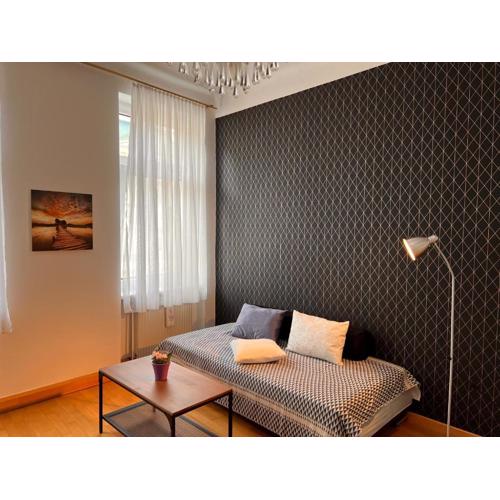 Studio & Apartments near Reumannplatz