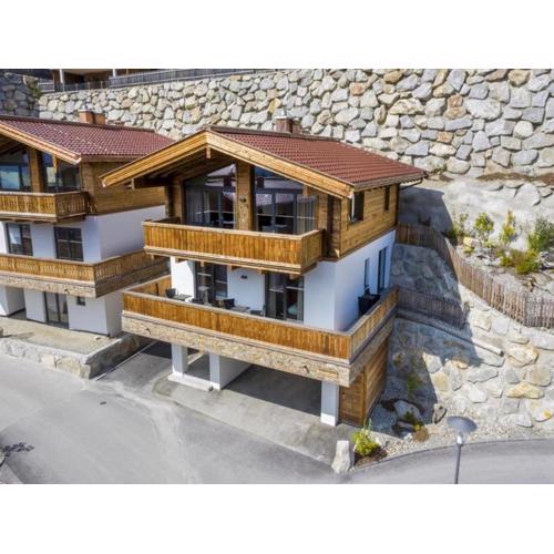 Stylish Alpine Chalet with Carport