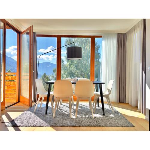 Sunshine @ Rosie Design Chalet