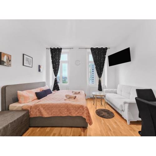 tabor strasse apartment