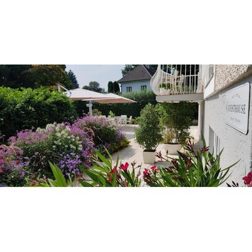 The Little Guesthouse