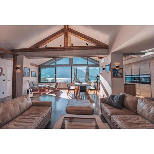 The Penthouse Zell