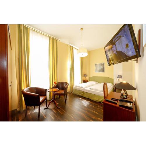 Timeout City Hotel, 5 min to city center, Self Check In