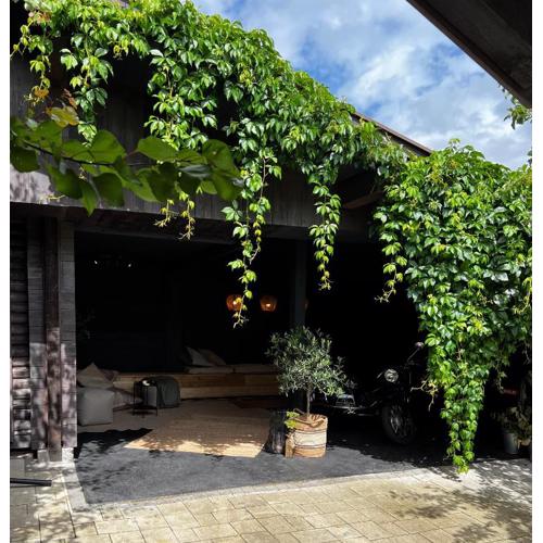 Tini House