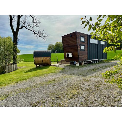 Tiny House mit Saunafass