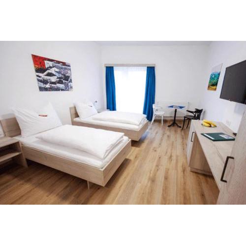 TPE Arena - Zimmer am Ebersdorfer See