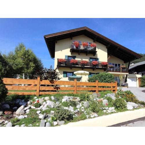 Tranquil apartment in the centre of Seefeld