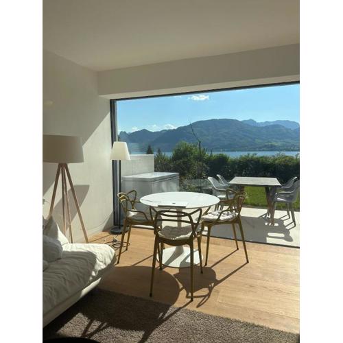 Traumsee Lodge am Traunsee in Gmunden mit 180 Grad See- und Traunsteinblick