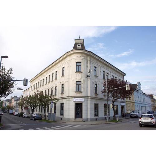 twenty five - work & life Apartments