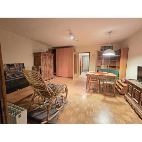 UNI - CITY - STUDIO 1a
