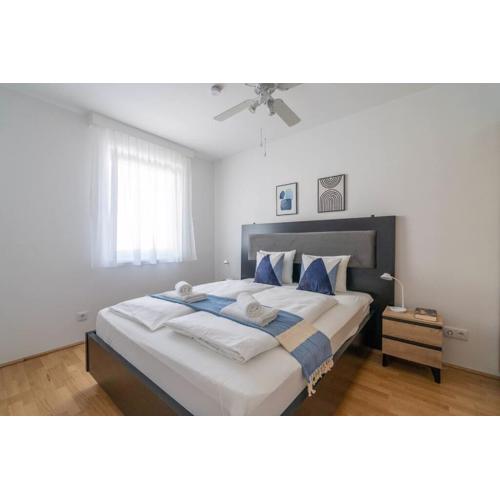 Urban 1BR Retreat, Easy City Link by HM