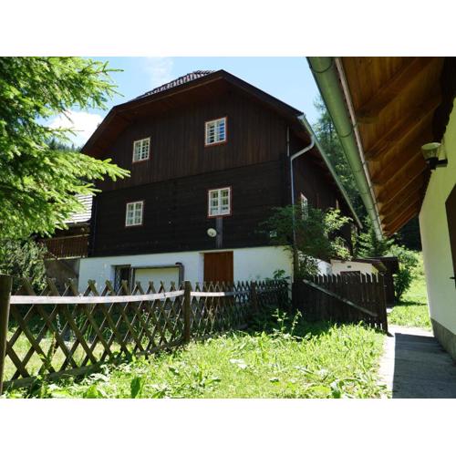 Urige Almhütte Innerkrems