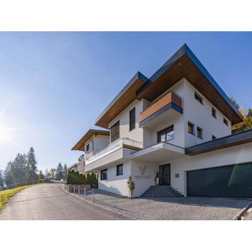 Van's Place, Luxury Apartment