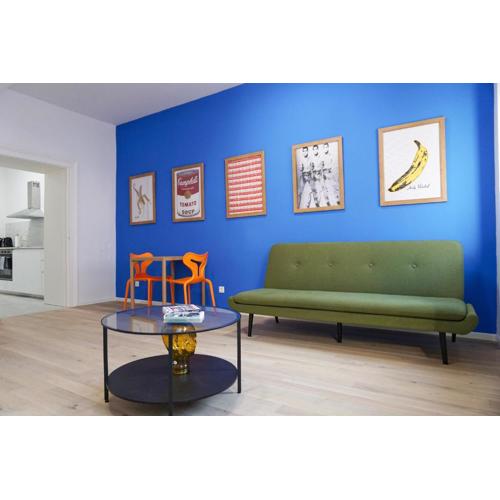 Vibrant Design Apartments - Full Kitchen - Wi-Fi - 18 Mins to City Centre