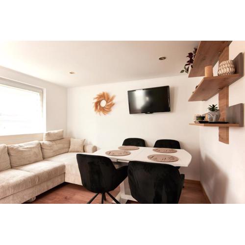 Vienna Prestige Luxury 3BD Villa