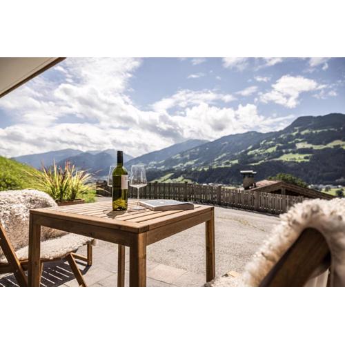 VIEW4TWO / Chalet-Apartment Zillertal