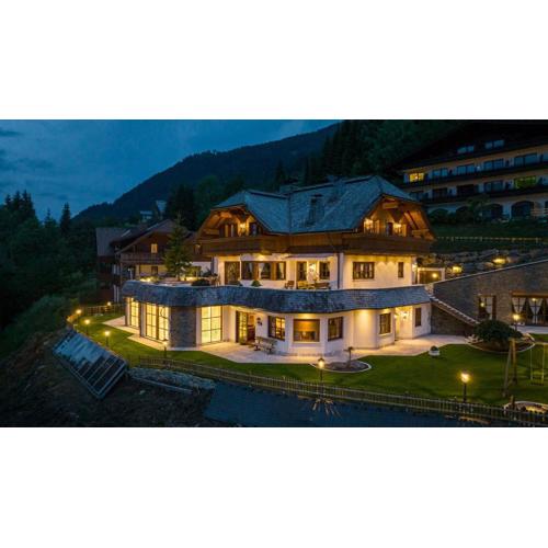 Villa Bostele with Five Bedrooms, Indoor Pool, Two Saunas & Garage