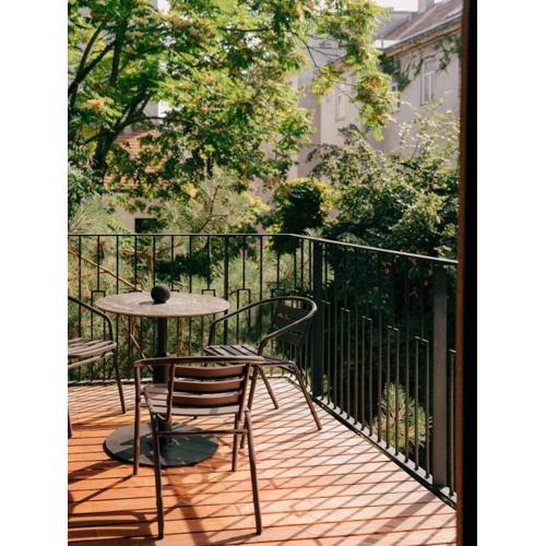 WELTWIEN Luxury Art Apartments & Free Parking