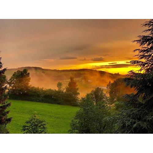 Wochenend Ferienhaus mit tollen Ausblick in die Bucklige Welt