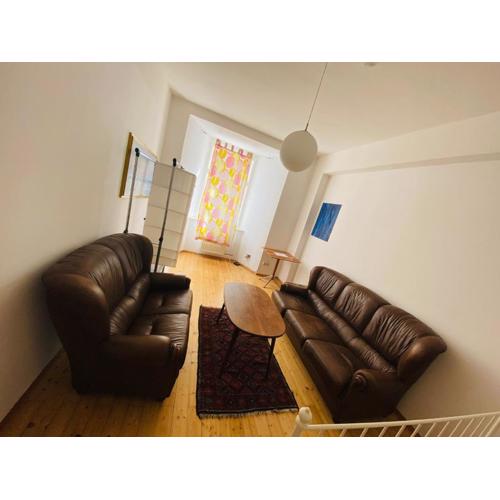 Wohnung, 2 Schlafzimmer, straßenseitig