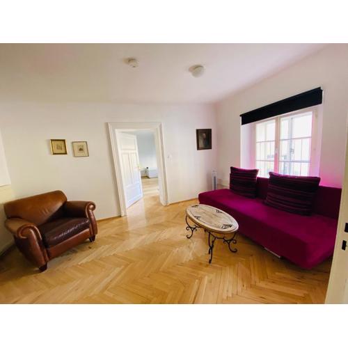 Wohnung, 3 Zimmer, eines davon Durchgangszimmer, ruhig, Graz Zentrum