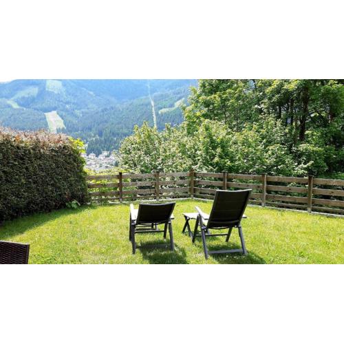 Wohnung in Bach mit Terrasse und Garten