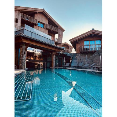 ZAGLGUT HOTEL-CHALETS Wellness & Views with Summer Card Included