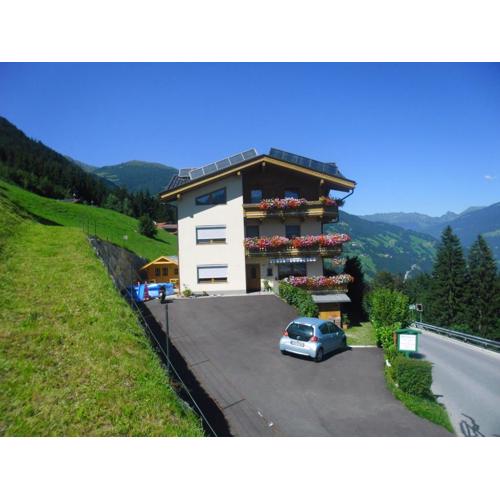 Zimmer by Appartement Sporer in Hippach